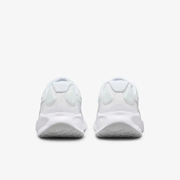 NIKE REVOLUTION 7 RUNNING SHOE - WHITE