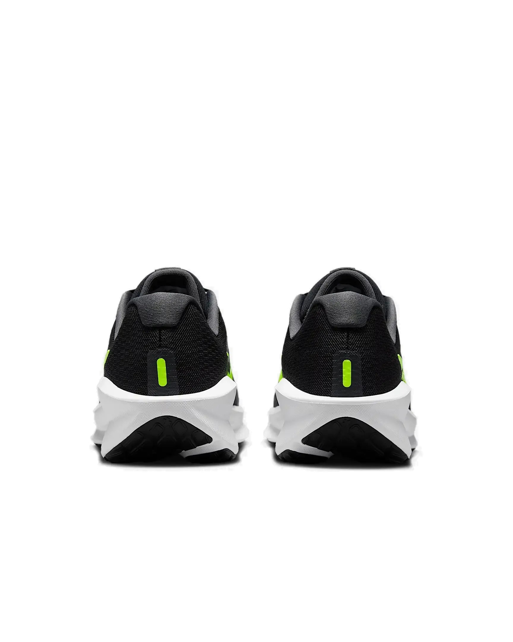 NIKE REVOLUTION 7 RUNNING SHOE - BLK & GREY