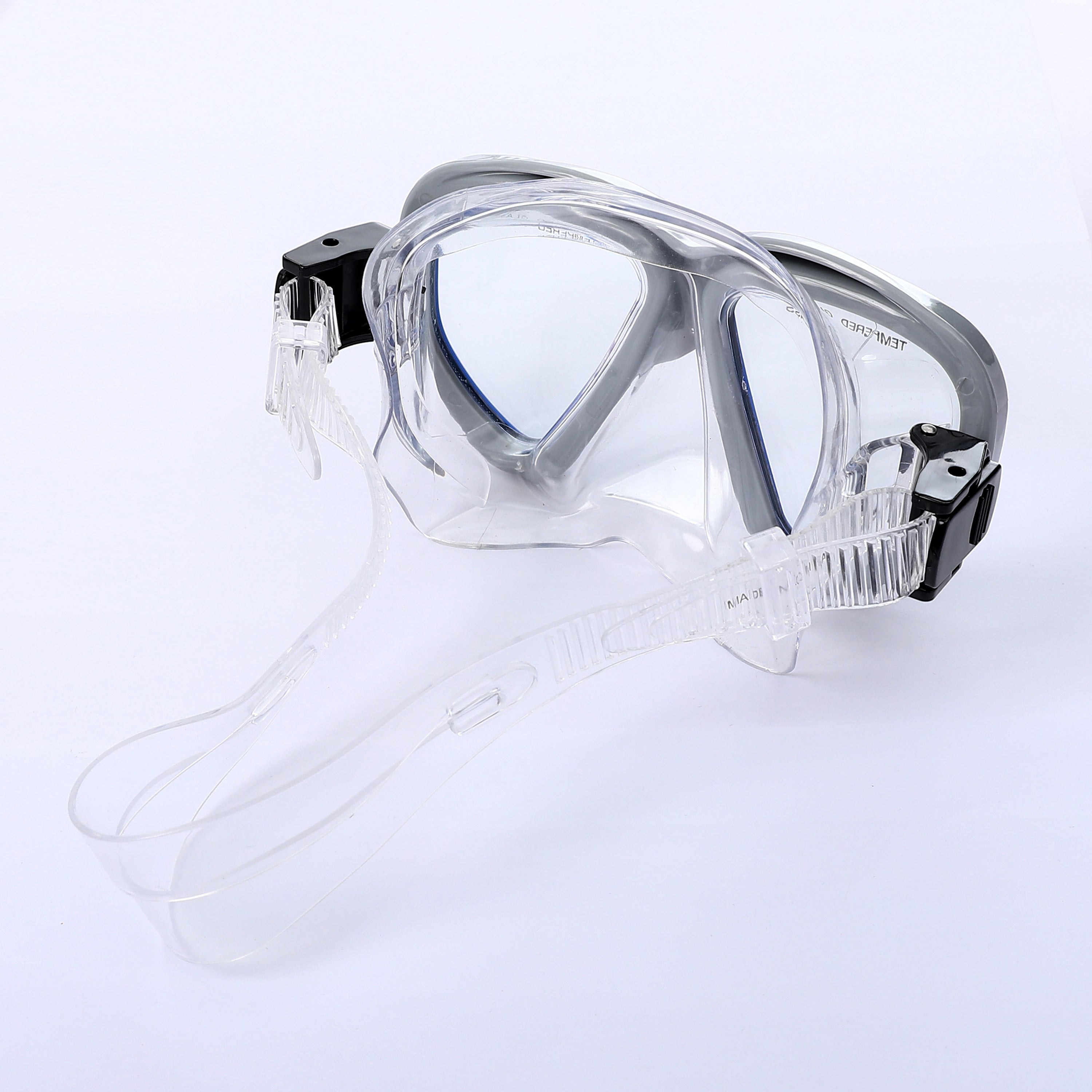 ACTIV ADULT M9001 PVC MASK - SILVER