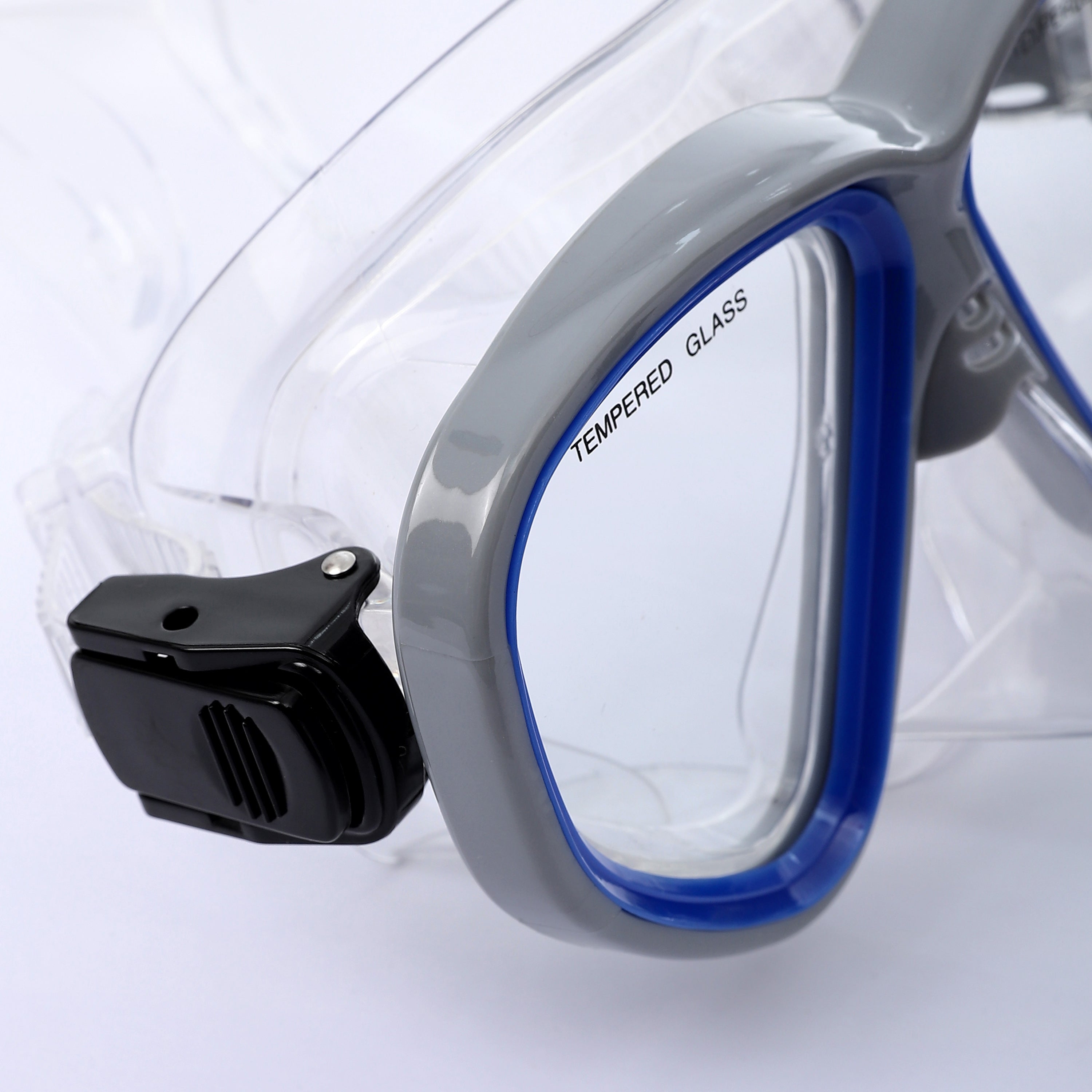ACTIV ADULT M9001 PVC MASK - SILVER