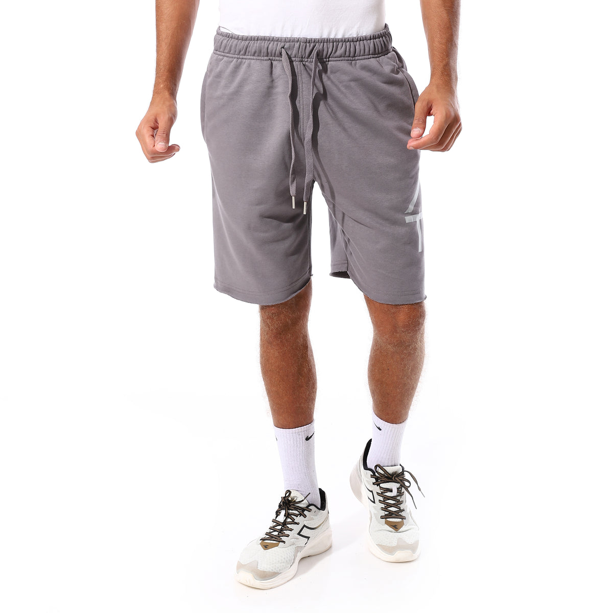 SIDE SPLIT LOGO PRINT SHORTS - GREY