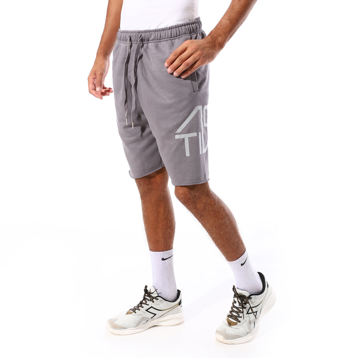 SIDE SPLIT LOGO PRINT SHORTS - GREY
