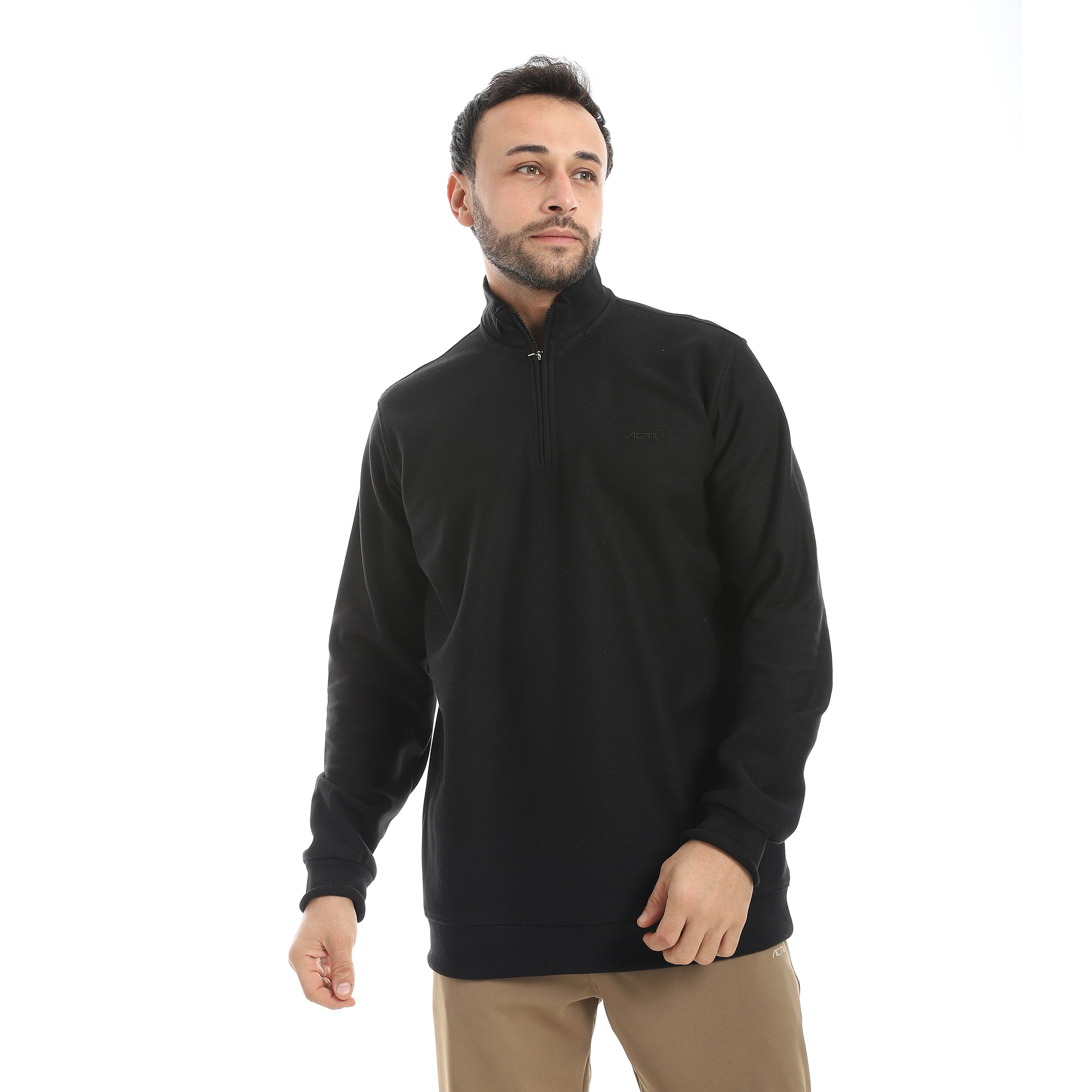 سويت شيرت نص ياقه1A&TIE
 - اسود