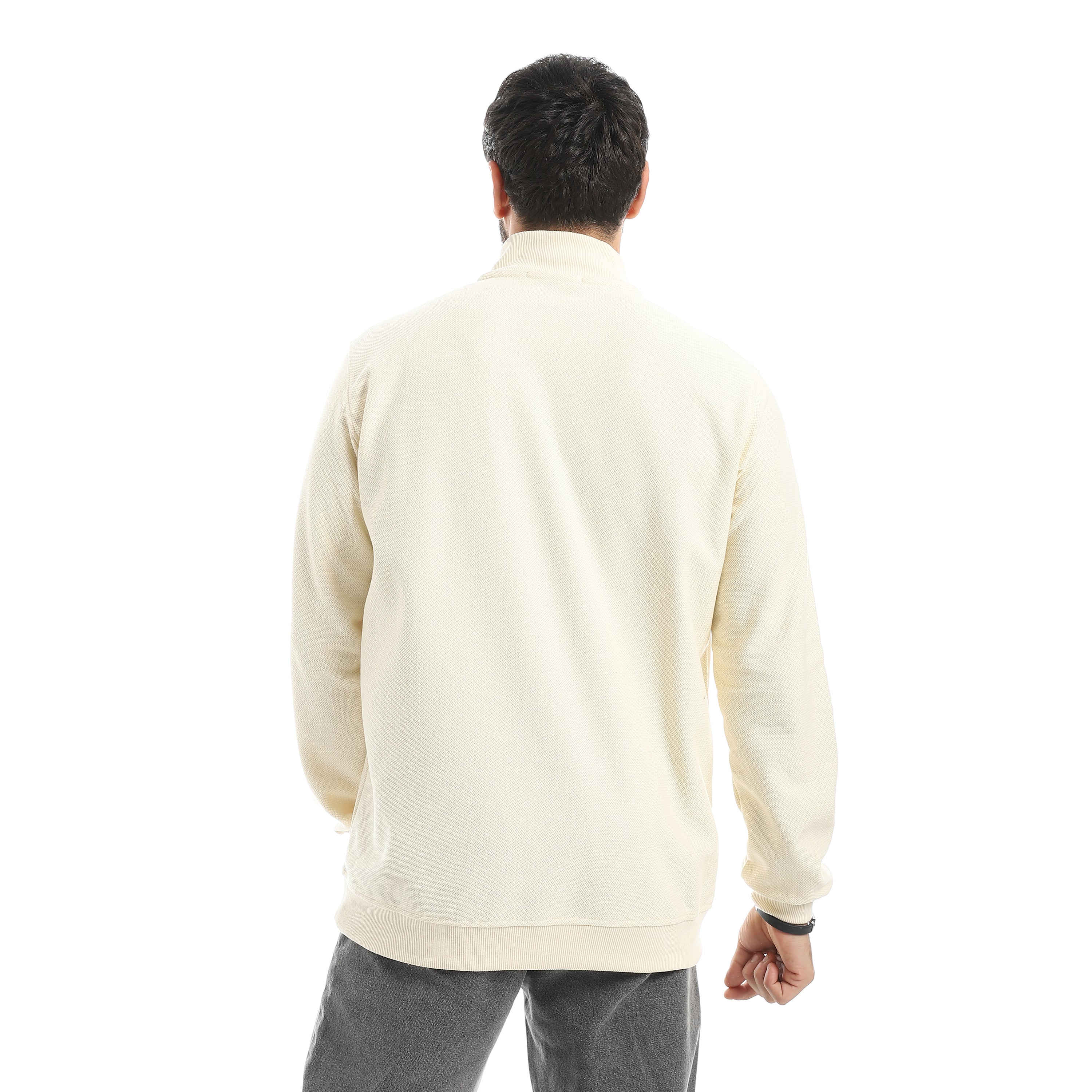 سويت شيرت نص ياقه1A&TIE
 - كريمي