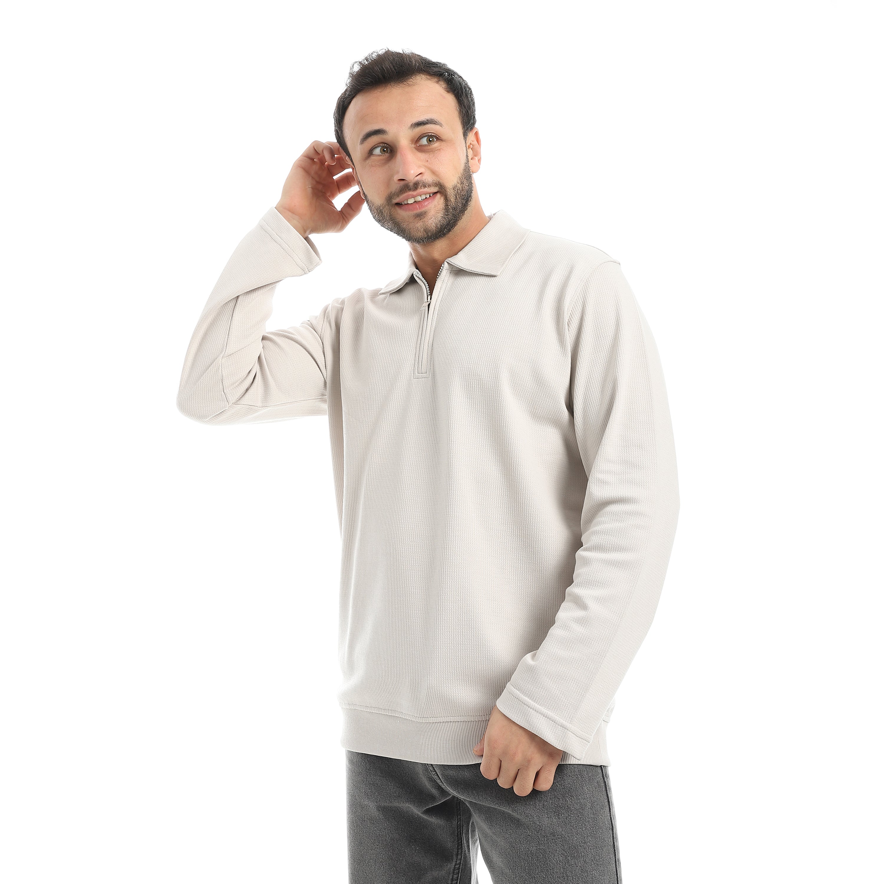 سويت شيرت ياقه2T&A - فضي