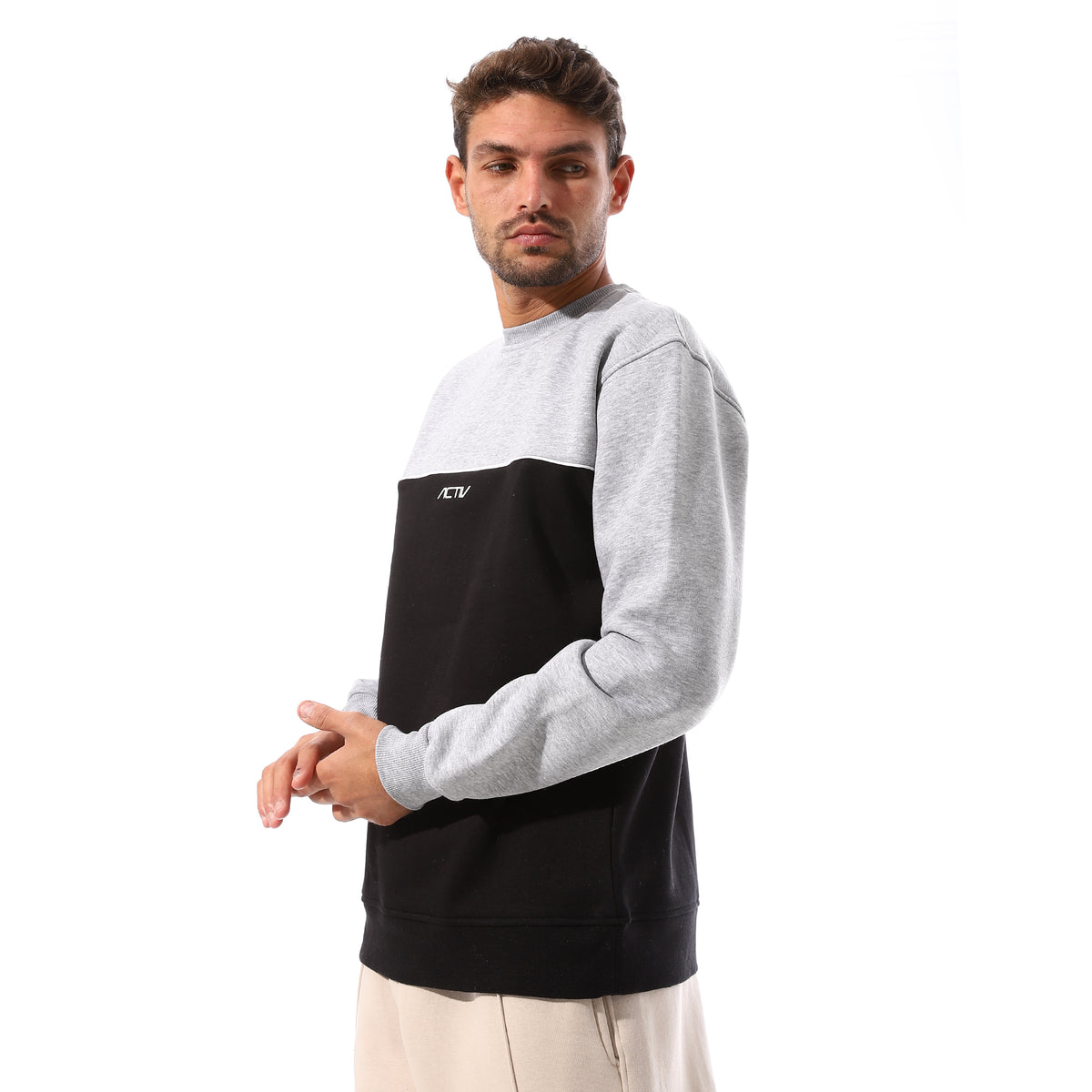CONTRAST CREWNECK SWEATSHIRT - BLK & GREY