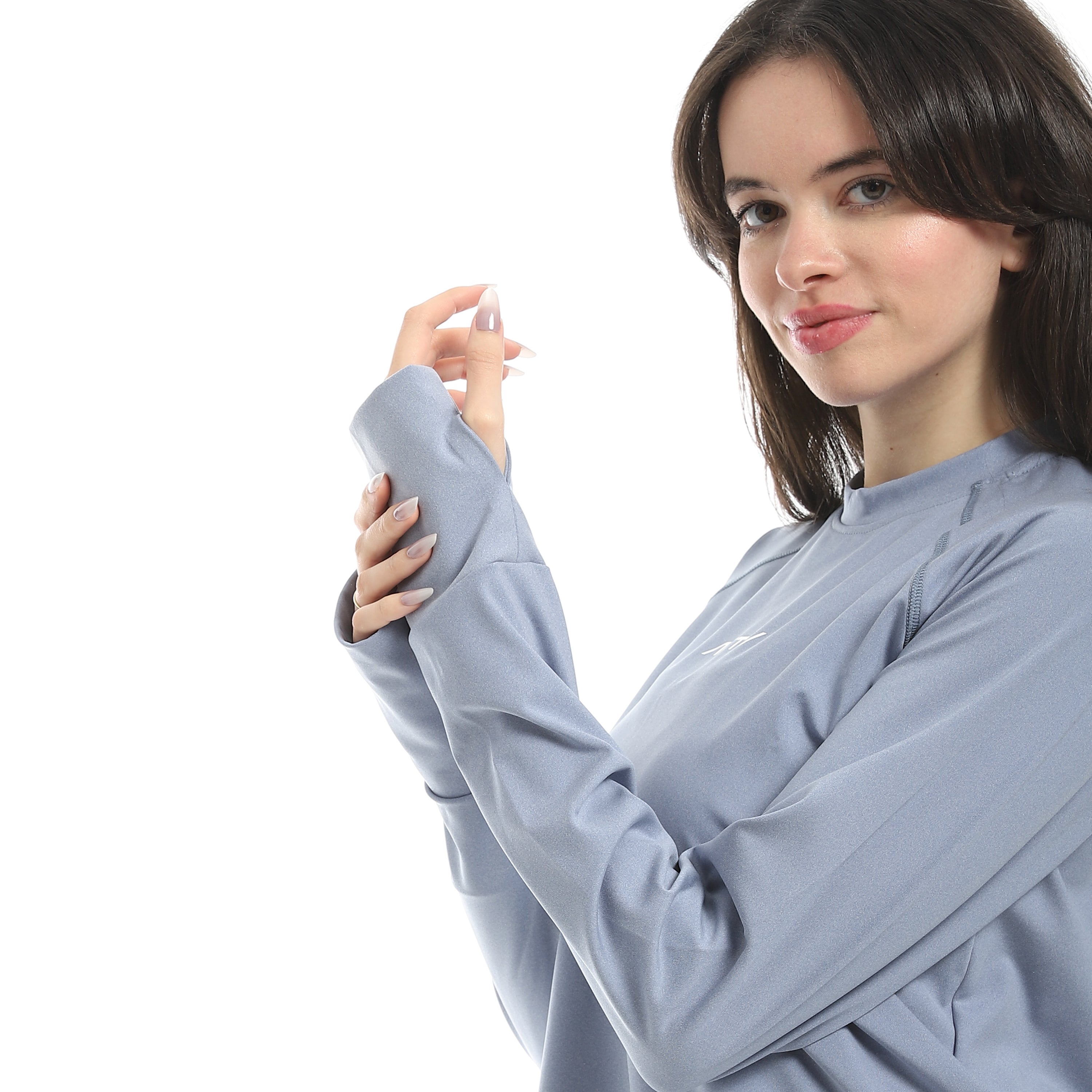 ROUND HEM LONG SLEEVE TOP - L.BLUE