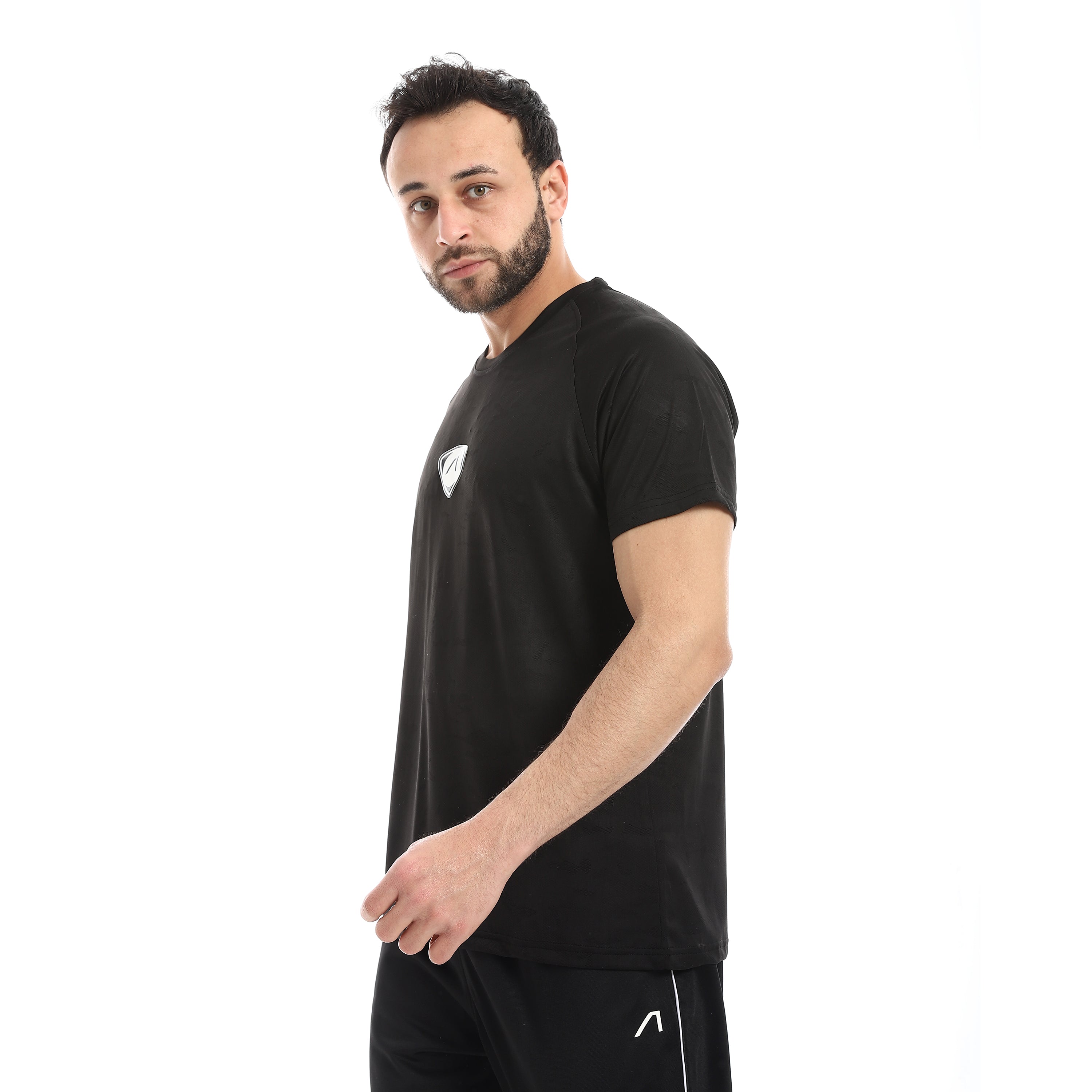 تي شيرت اكتف رجالي - اسود