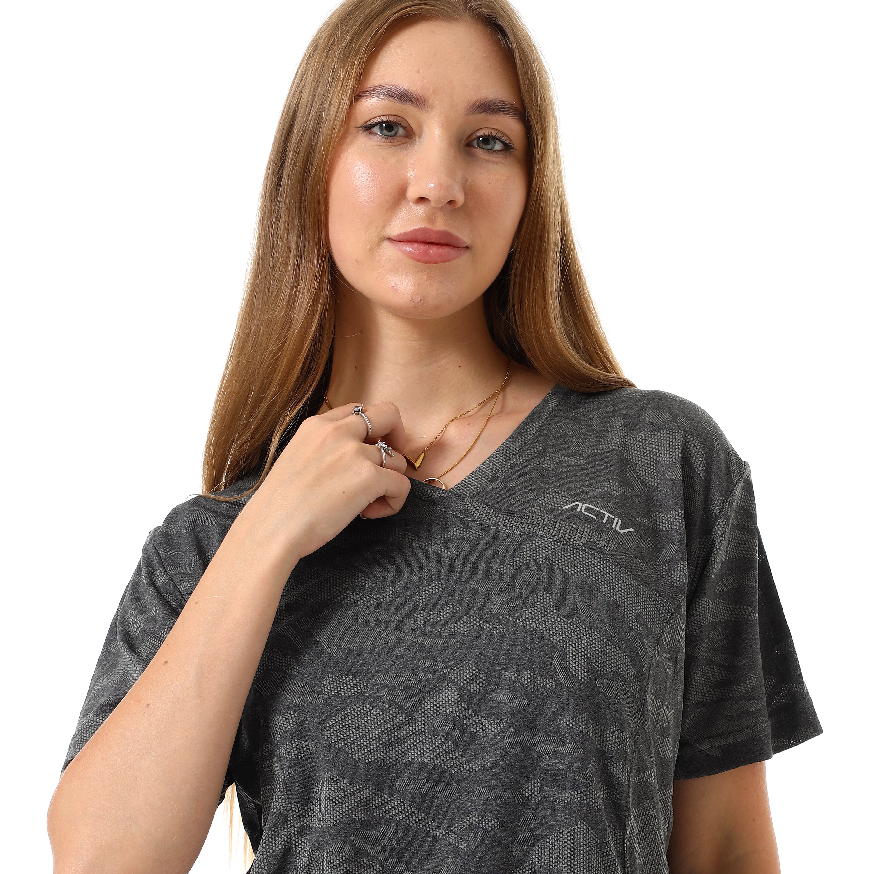 CAMO V-NECK CURVED-HEM T-SHIRT - GREY