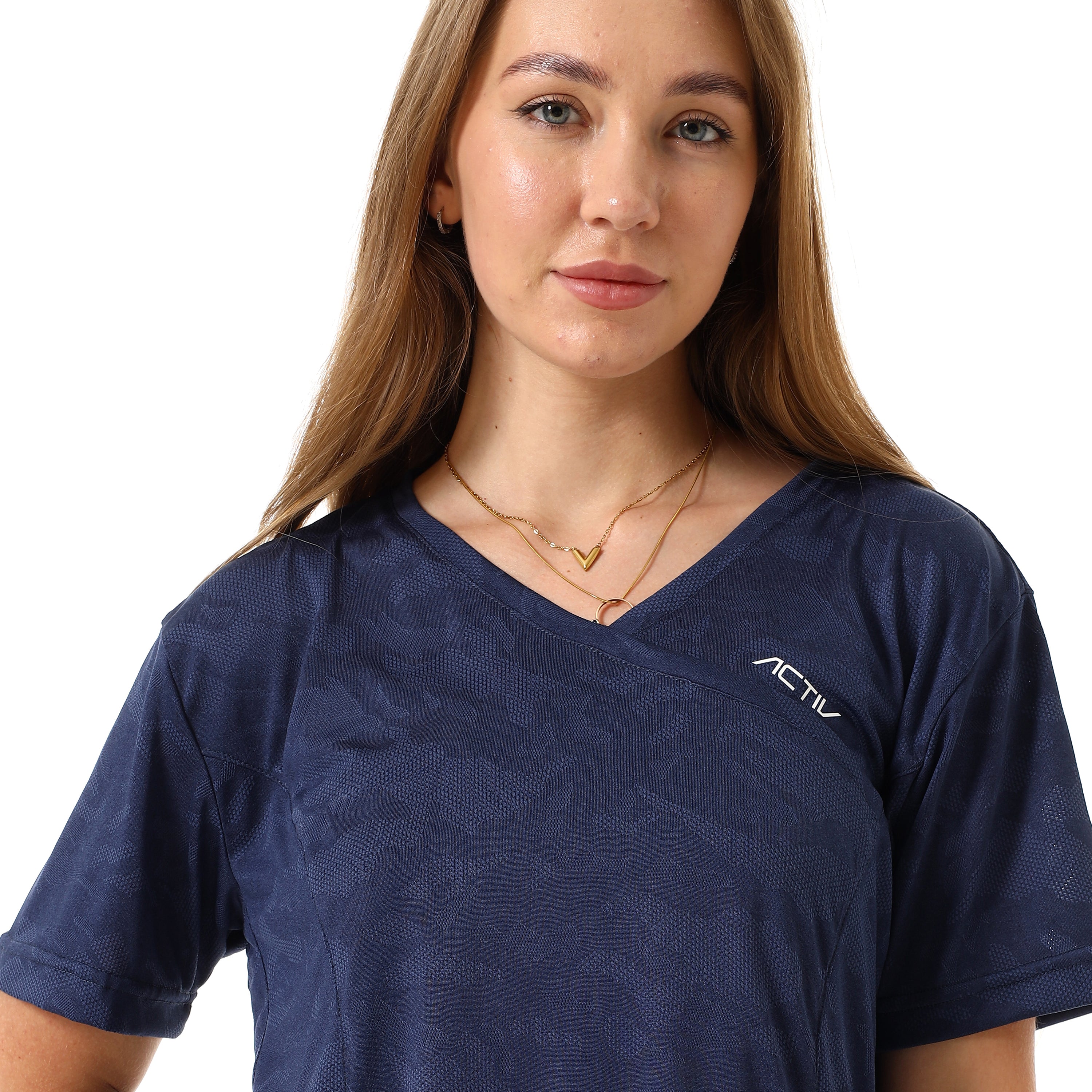 CAMO V-NECK CURVED-HEM T-SHIRT - BLUE
