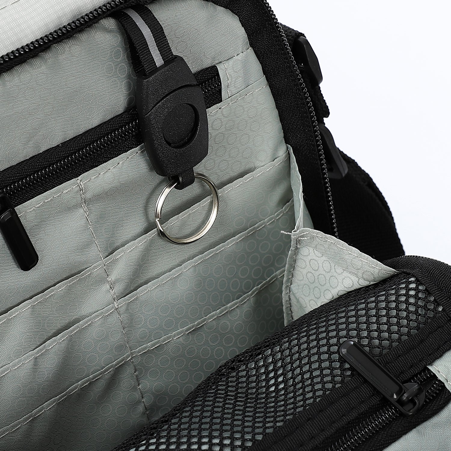 ACTIV SHOULDER BAG - L.GREY