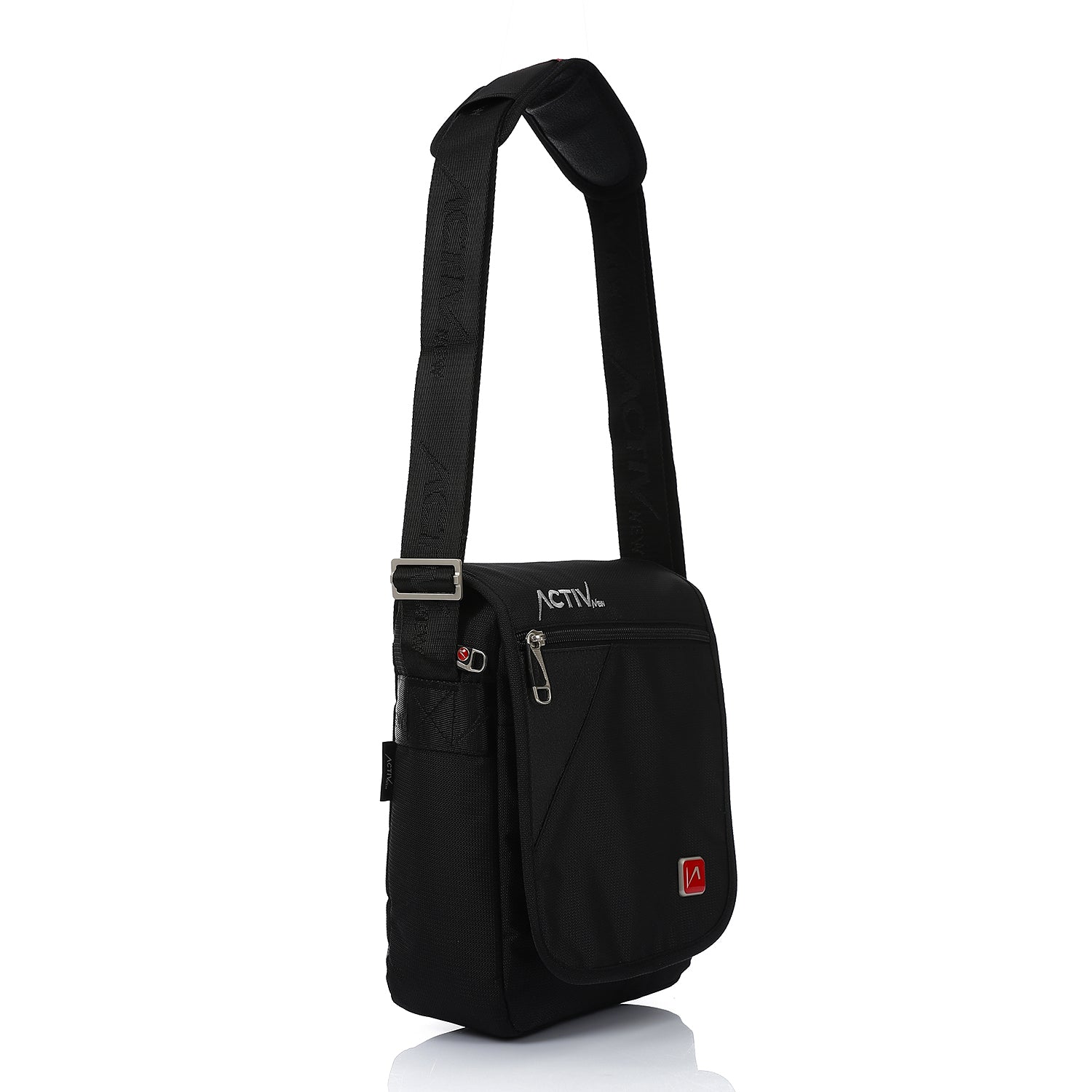 ACTIV SHOULDER BAG - BLACK