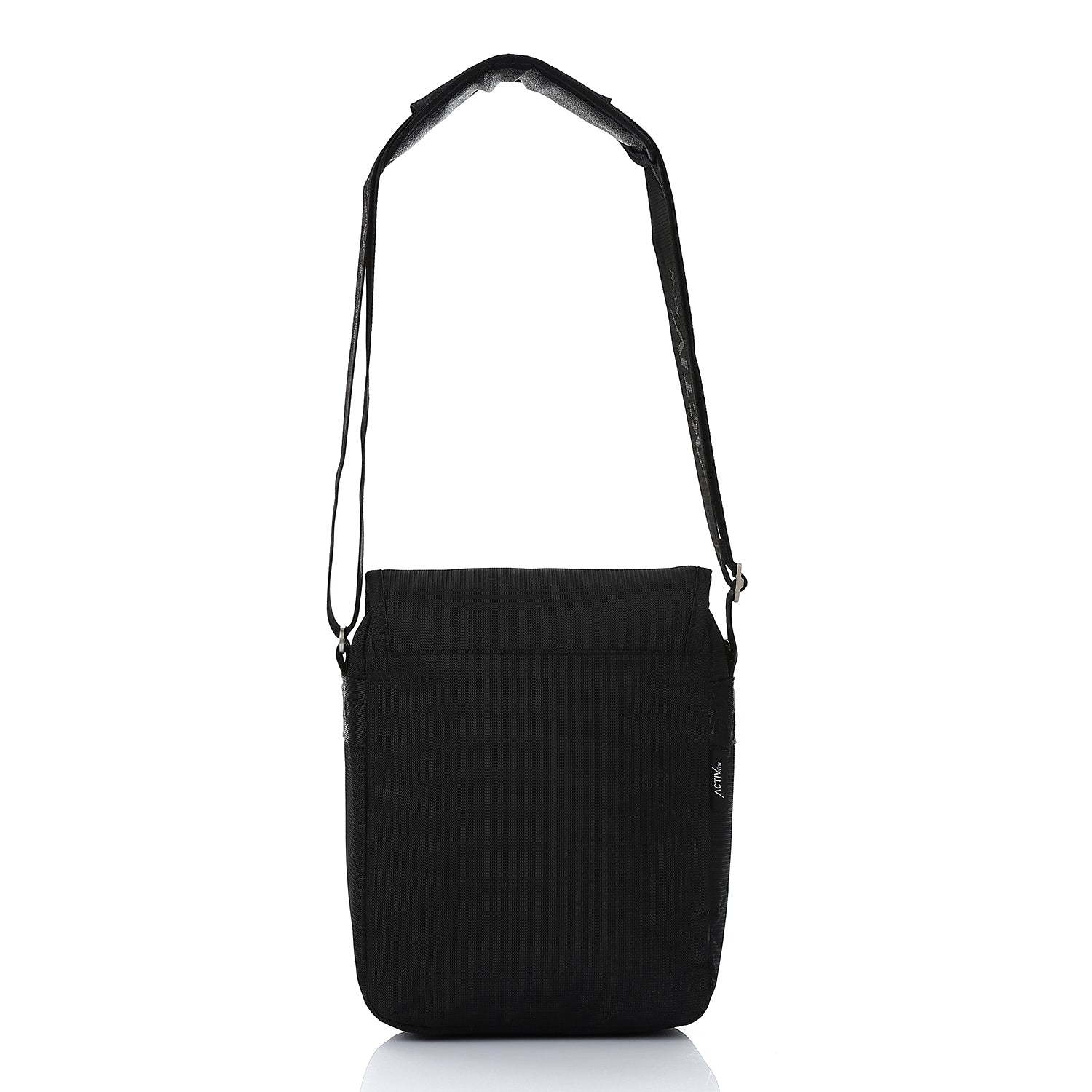 ACTIV SHOULDER BAG - BLACK