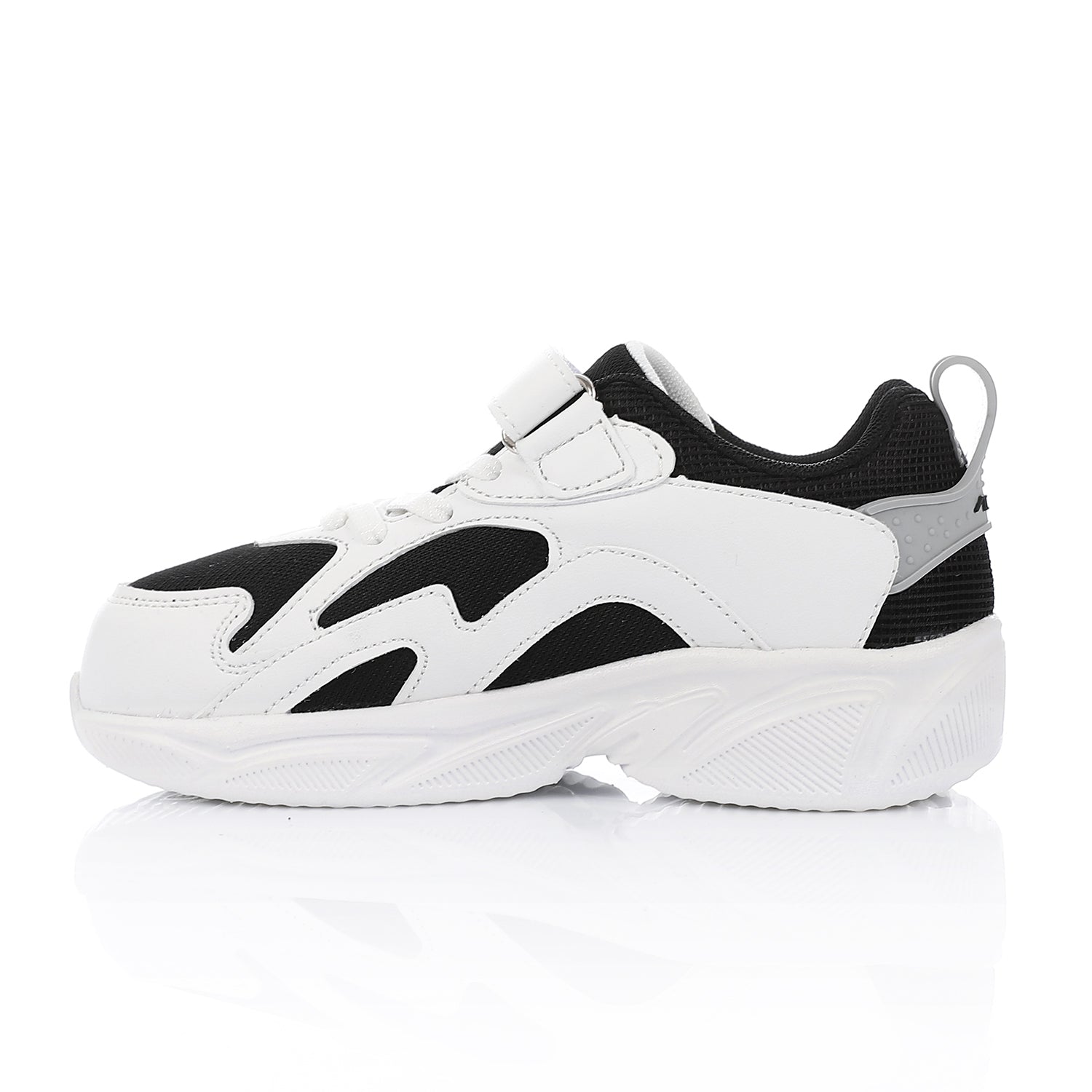 ACTIV KIDS VELCRO SHOES - WHT & BLK