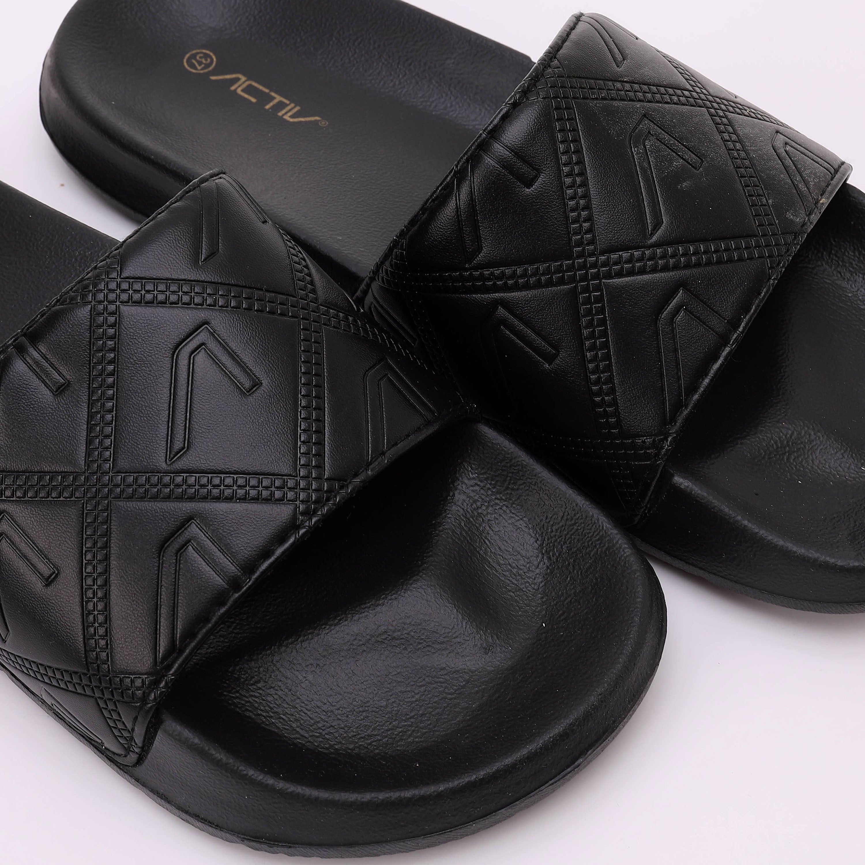 ACTIV WOMEN'S SLIPPER - اسود