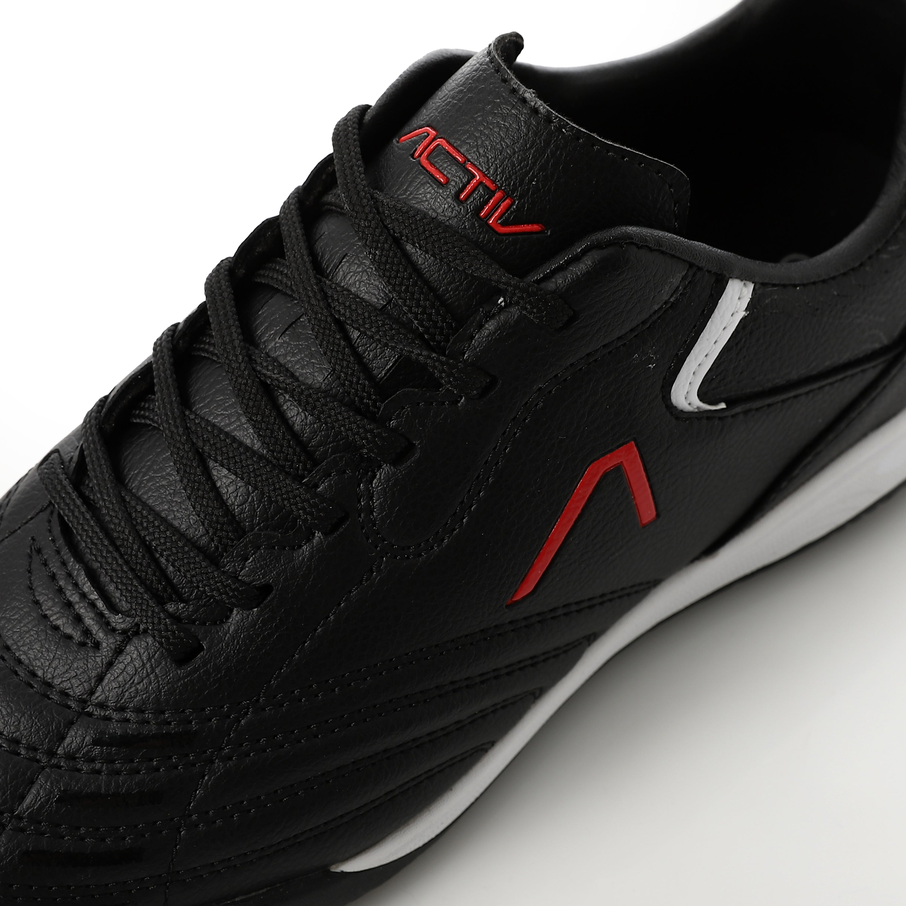 ACTIV BOYS' SOCCER SHOES - BLACK