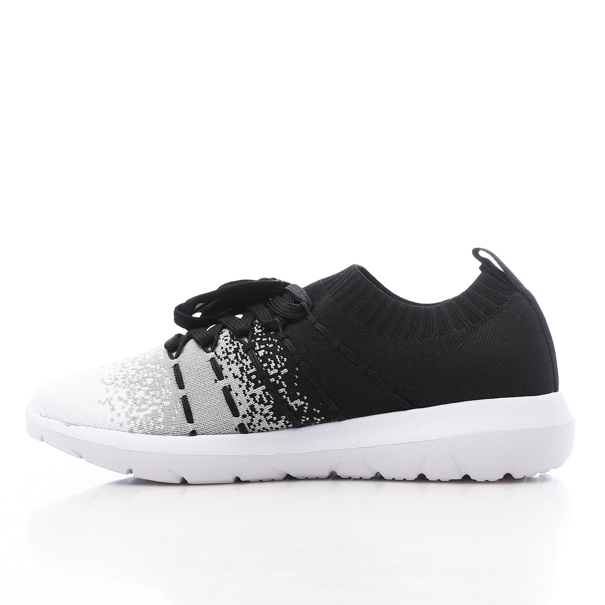 AIRWALK WOMEN'S FASHION SHOES - BLK & WHT