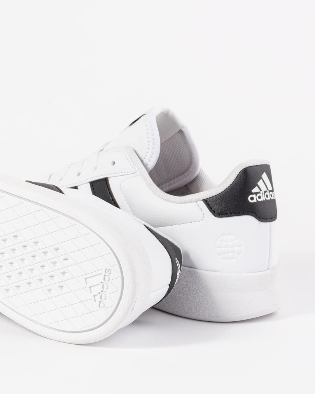 ADIDAS BREAKNET 2.0 SHOES - WHT & BLK